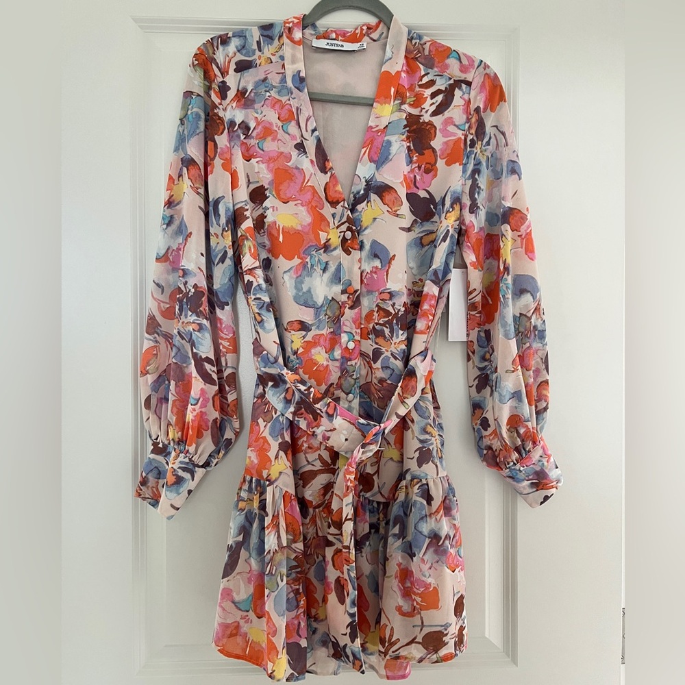BNWT JustFab floral dress - size XS never worn